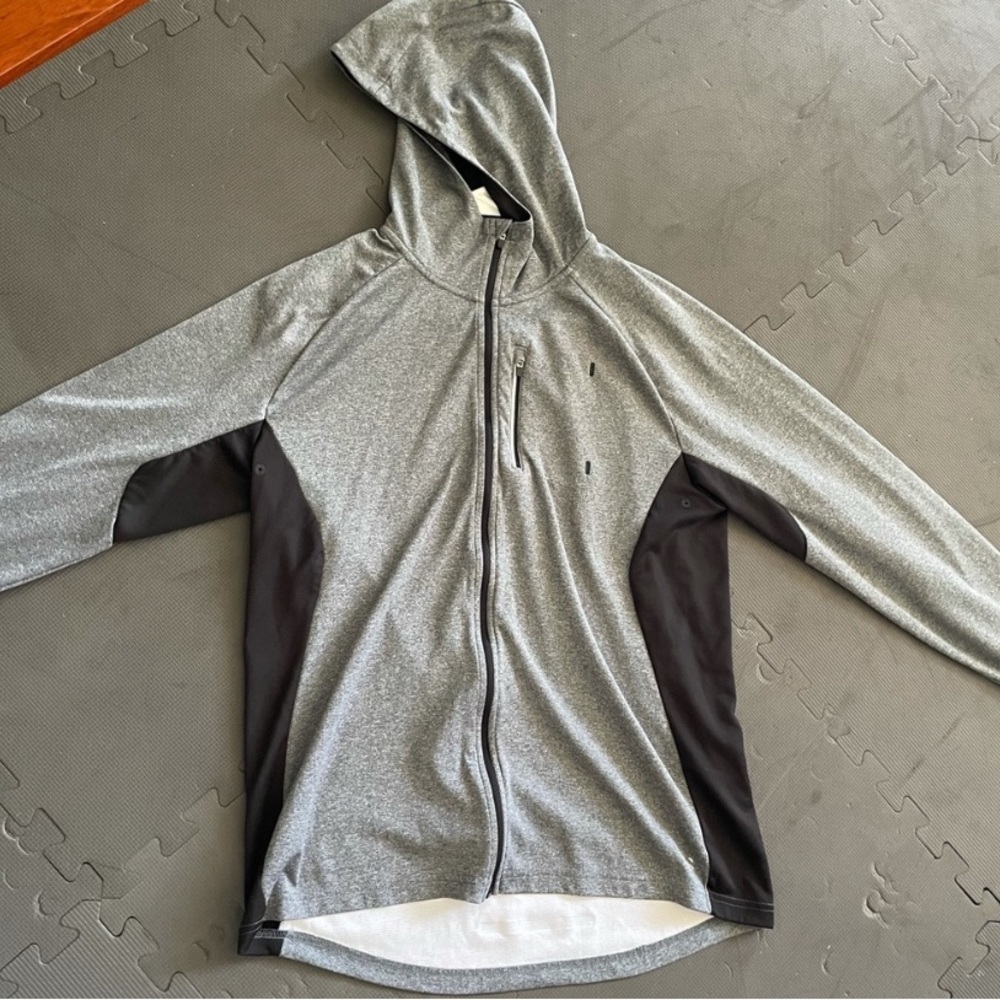Men’s H&M Zip Up Hoodie with Breast Pocket size Large color Grey and black